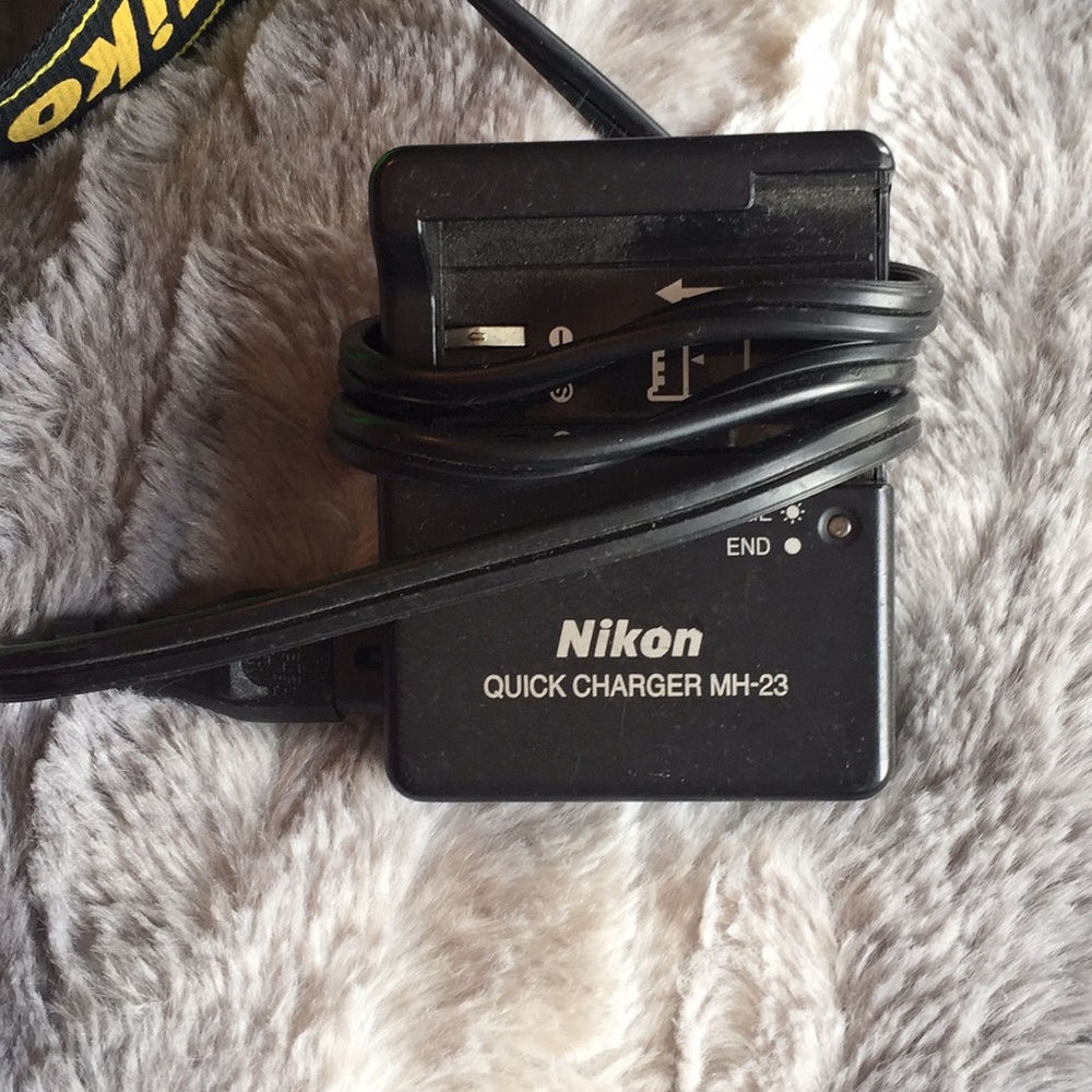 Nikon Camera - Picture 5 of 5